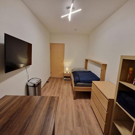 Einzelzimmer In Ruhiger Lage --- Check-In Mit Schluesselkasten Meppen Buitenkant foto
