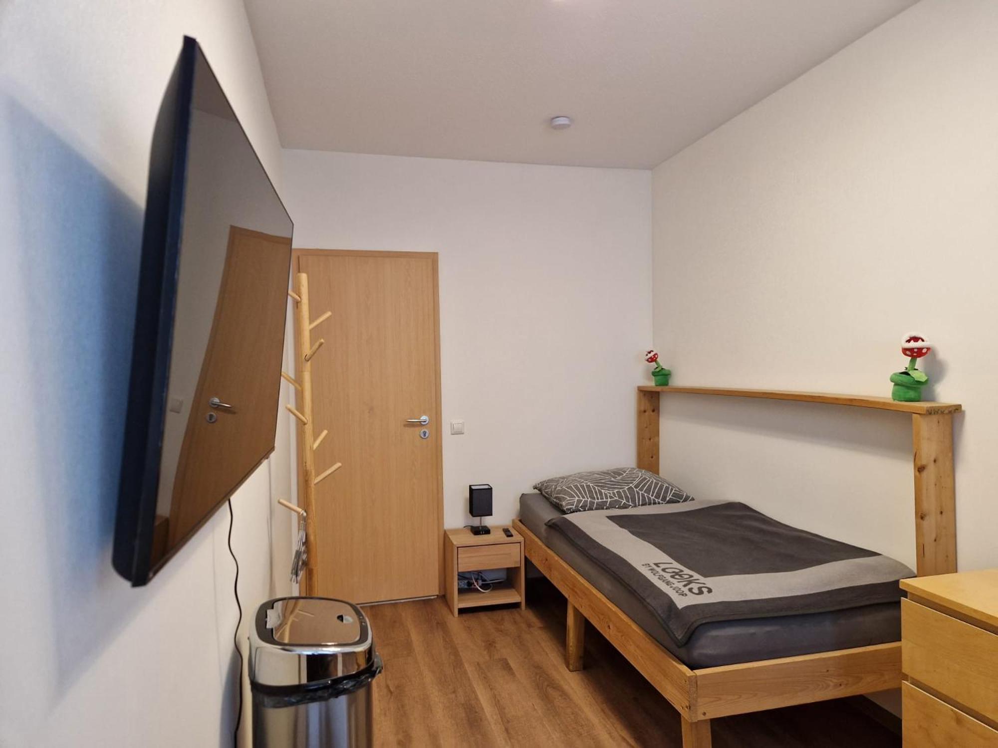 Einzelzimmer In Ruhiger Lage --- Check-In Mit Schluesselkasten Meppen Buitenkant foto